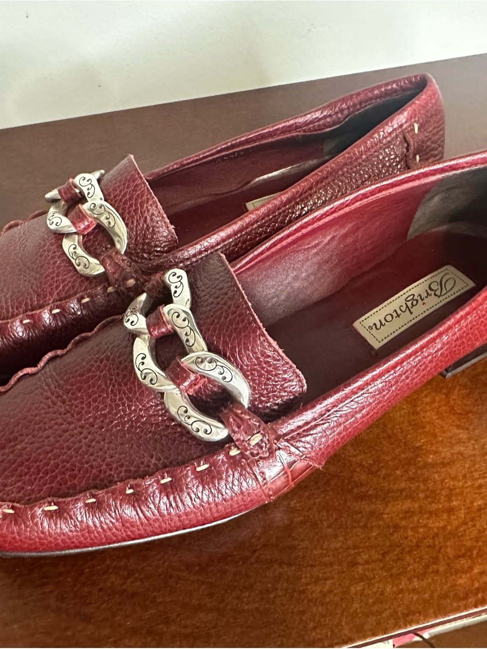 BRIGHTON Klee Made in Brazil leather slip on loafer 8.5N